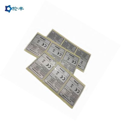 قیمت خوب برچسب برچسب نقره ای ضد اشعه UV با چاپ فلکسو و چسب آکریلیک دائمی برای استفاده الکترونیکی و در فضای باز آنلاین
